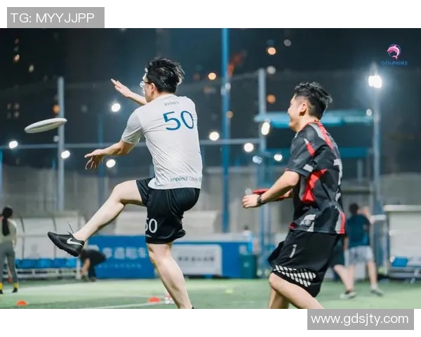 上海飞盘队的蜕变之旅:从攀岩到飞盘的精彩转型故事