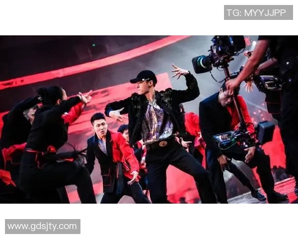 广州街舞队的蜕变之旅：从街头文化到专业舞台的成长记录