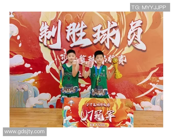 全国锦标赛分析:深圳篮球队球员个人能力的精彩展现与不足之处 全国锦标赛分析:深圳篮球队球员个人能力的精彩展现与不足之处